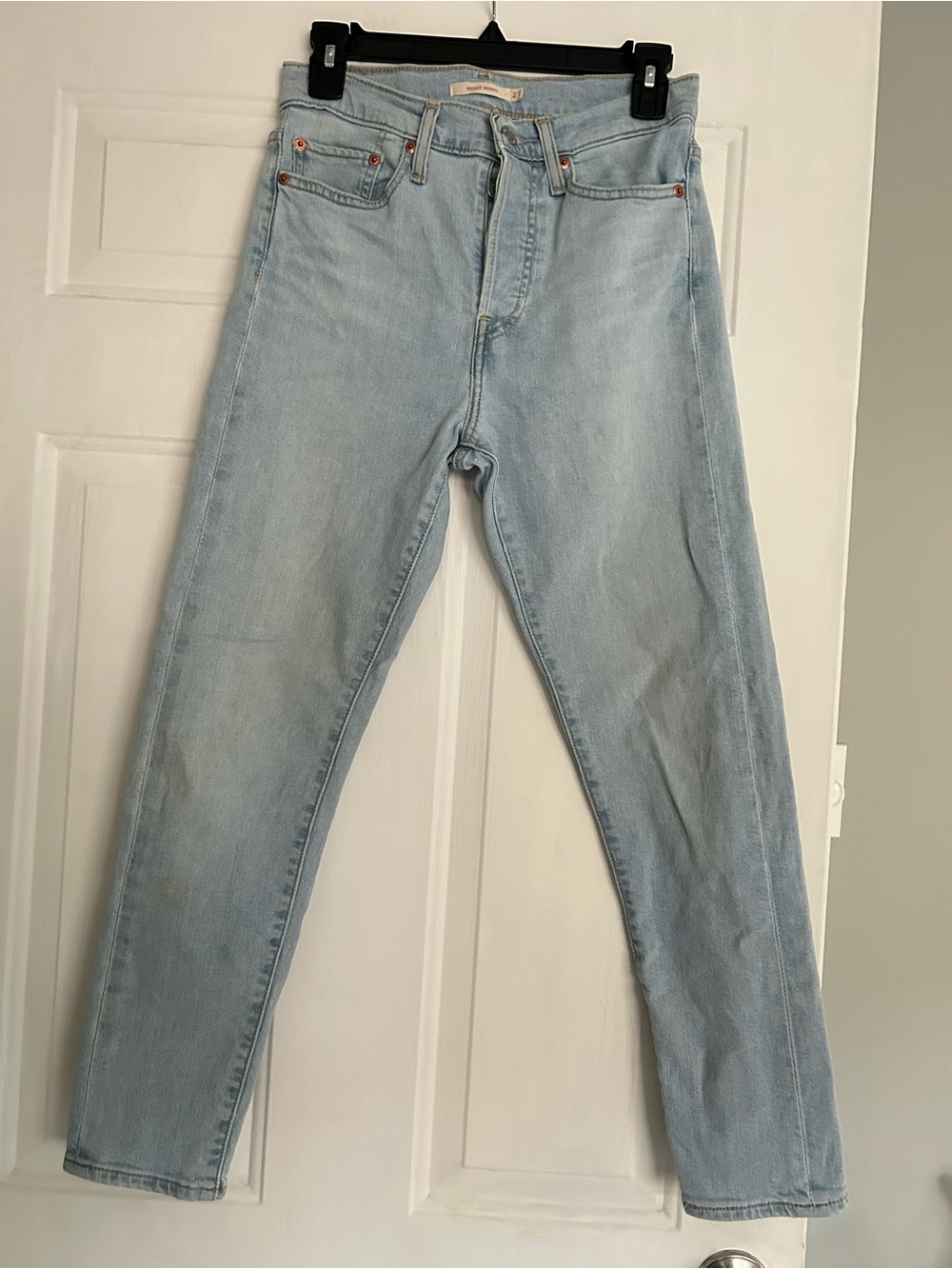 Levi's Wedgie Skinny Jeans Light Wash Size 27 (flaw)
